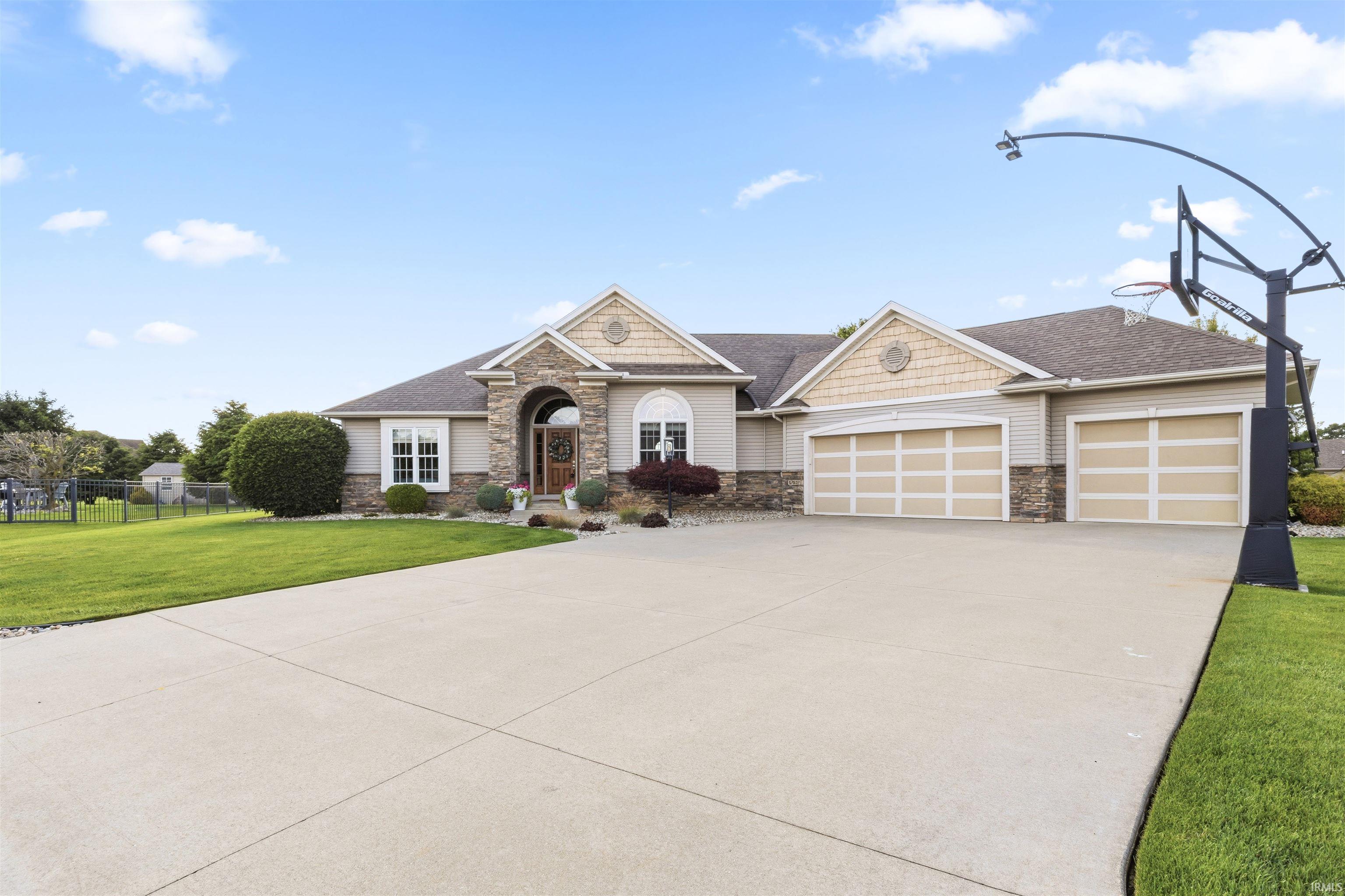 57637 Fall Creek Court Goshen IN 46528