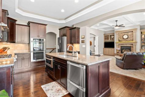 869 Commodores Cir Circle Lafayette IN 47909