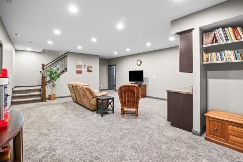 869 Commodores Cir Circle Lafayette IN 47909