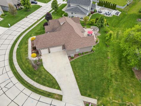 869 Commodores Cir Circle Lafayette IN 47909