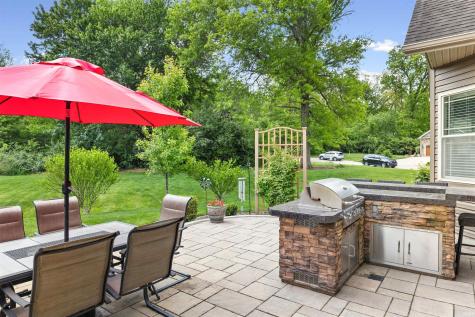 869 Commodores Cir Circle Lafayette IN 47909