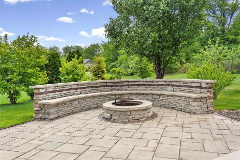 869 Commodores Cir Circle Lafayette IN 47909