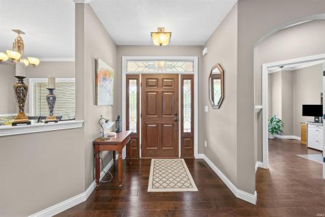 869 Commodores Cir Circle Lafayette IN 47909