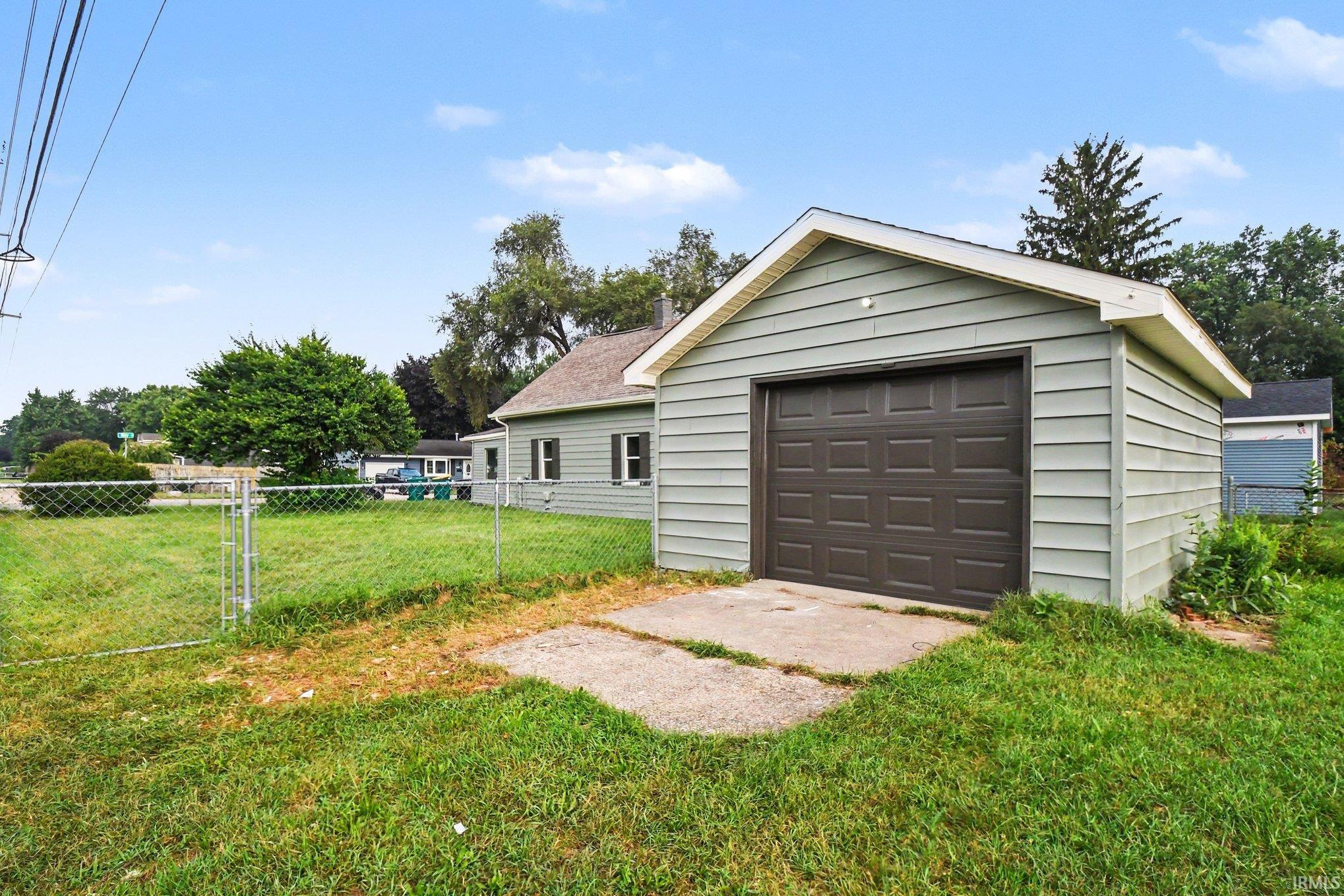 216 Ray Street Mishawaka IN 46544