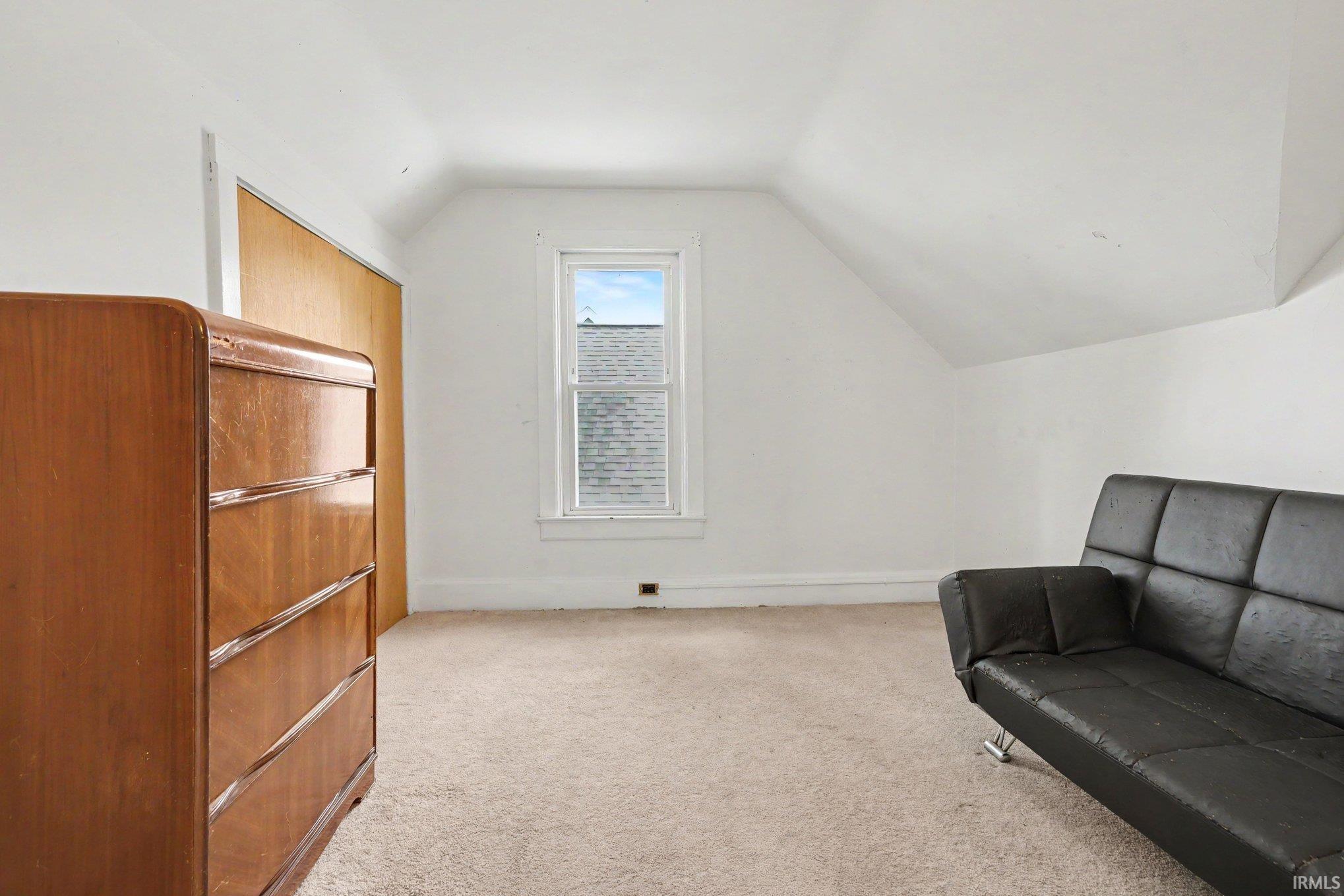 216 W Broadway Street Mishawaka IN 46545