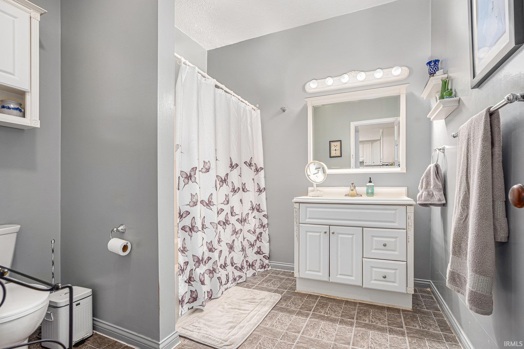3941 E Lincolnway Mishawaka IN 46544