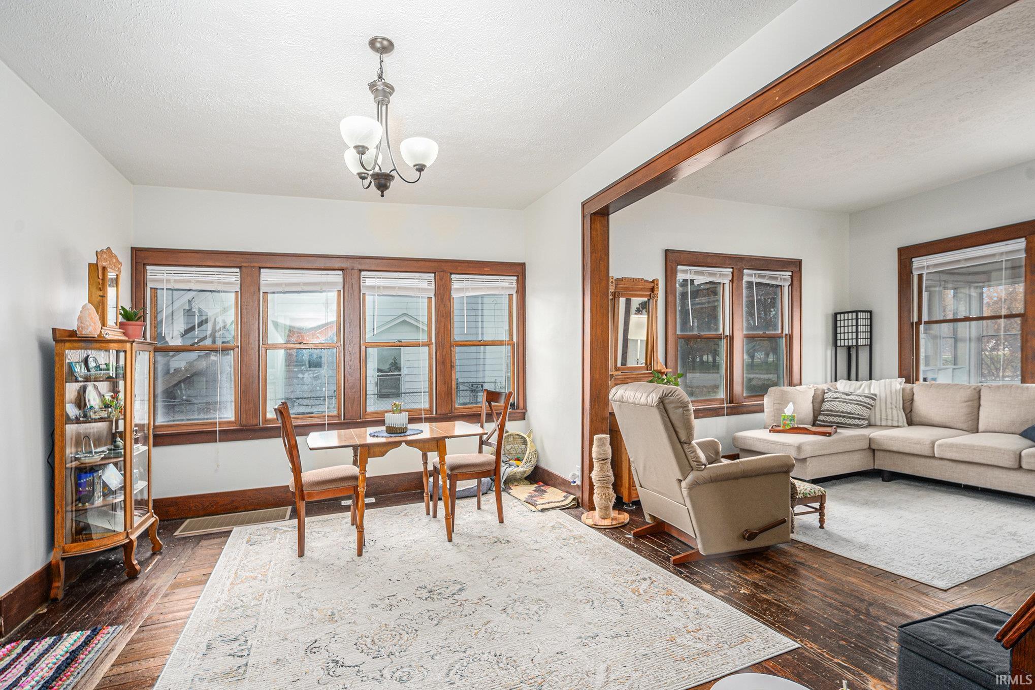 3941 E Lincolnway Mishawaka IN 46544