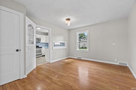 811 E Memorial Drive Muncie IN 47302