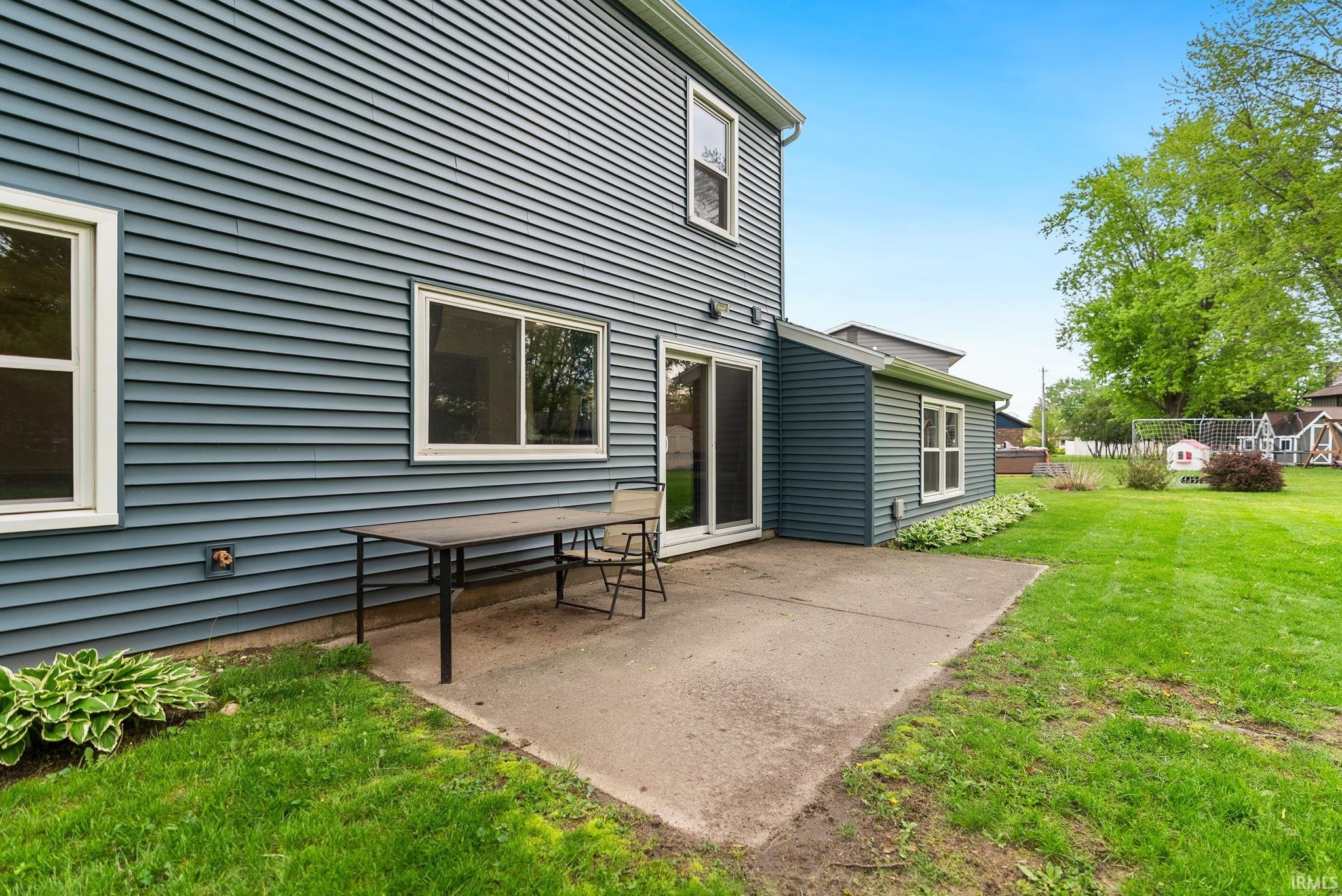 526 Nancy Street Warsaw IN 46580