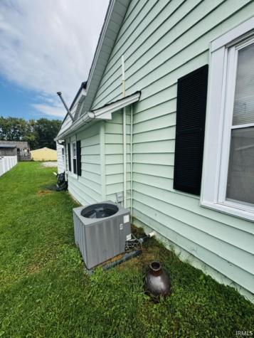 326 E Griffith Street Galveston IN 46932