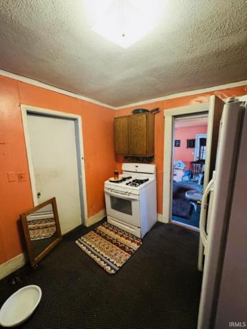 326 E Griffith Street Galveston IN 46932