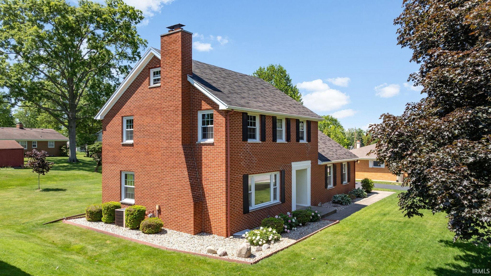 5501 Abshire Drive South Bend IN 46614