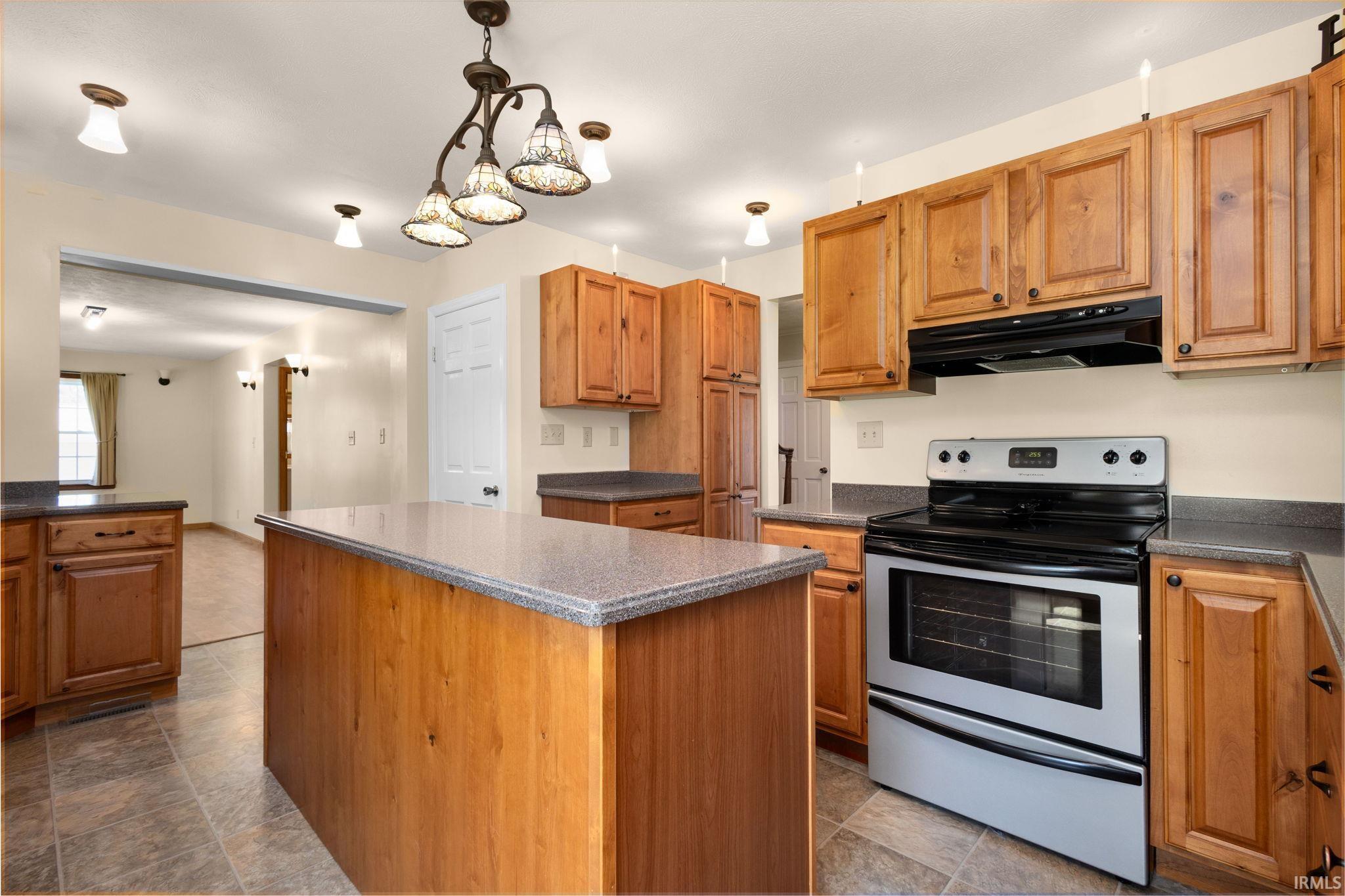 5501 Abshire Drive South Bend IN 46614
