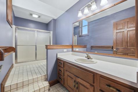 2135 N 145 Angola IN 46703