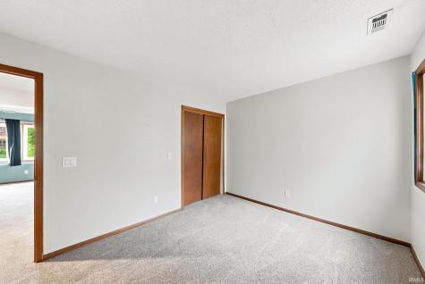 7414 Tipperary Trail Fort Wayne IN 46815