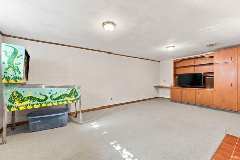 1011 Midway Drive Auburn IN 46706
