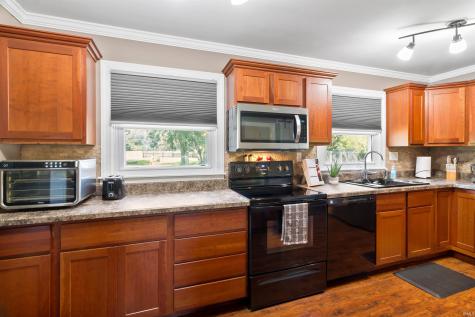 5608 S Delmar Road Marion IN 46953