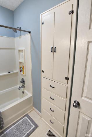 2113 E Chandler Avenue Evansville IN 47714