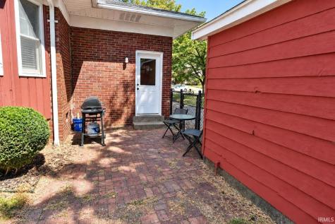 2113 E Chandler Avenue Evansville IN 47714