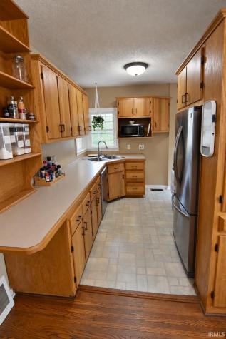 2113 E Chandler Avenue Evansville IN 47714
