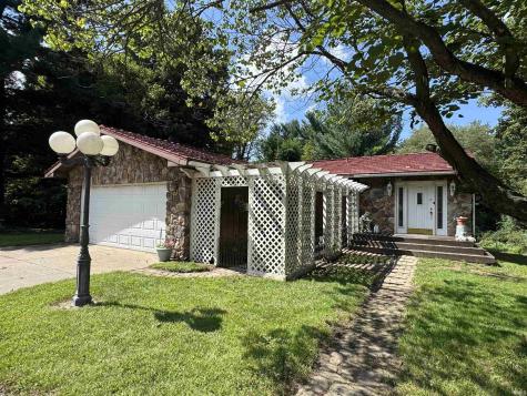 17103 County Road 8 Road Bristol IN 46507
