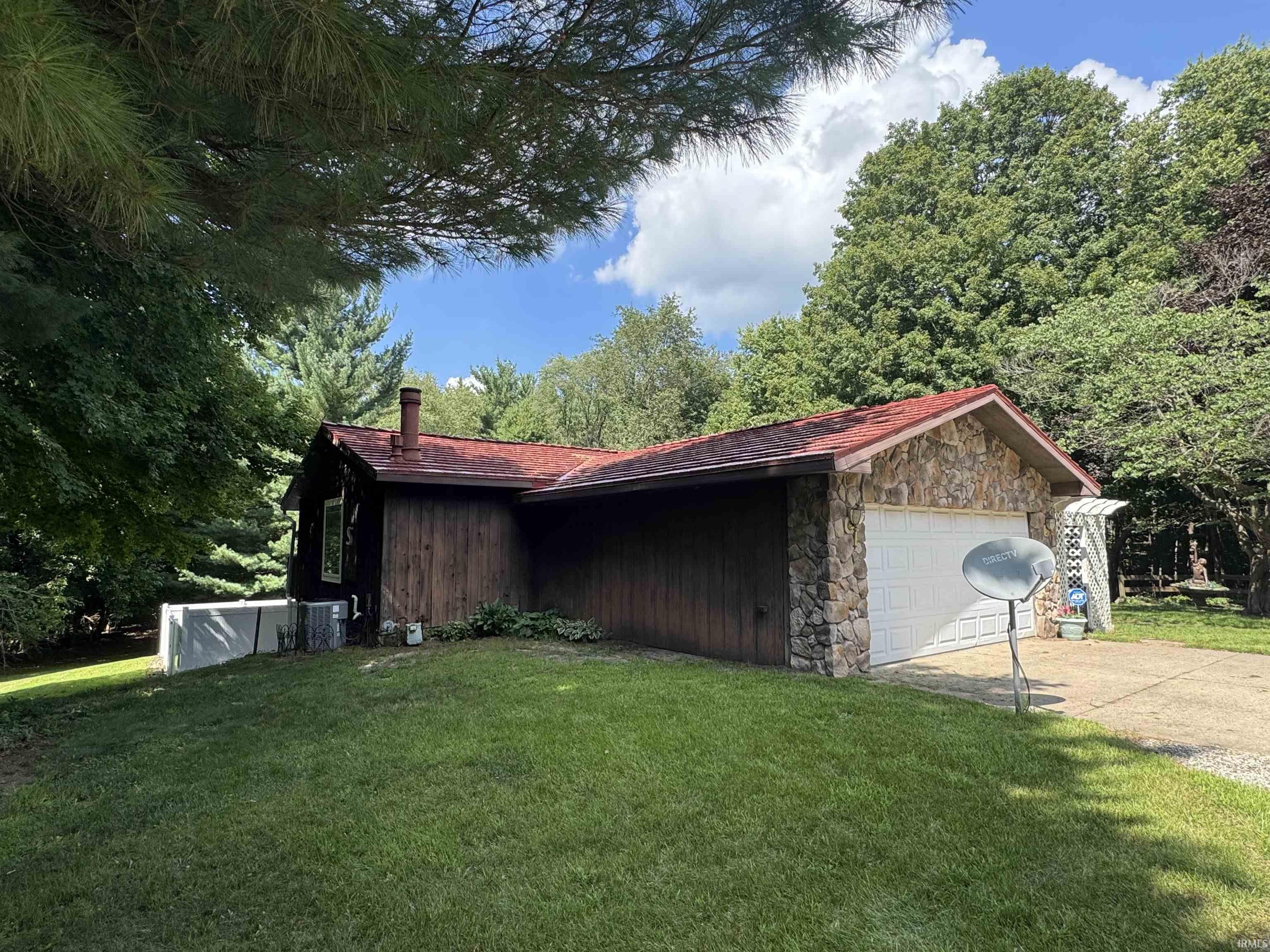 17103 County Road 8 Road Bristol IN 46507