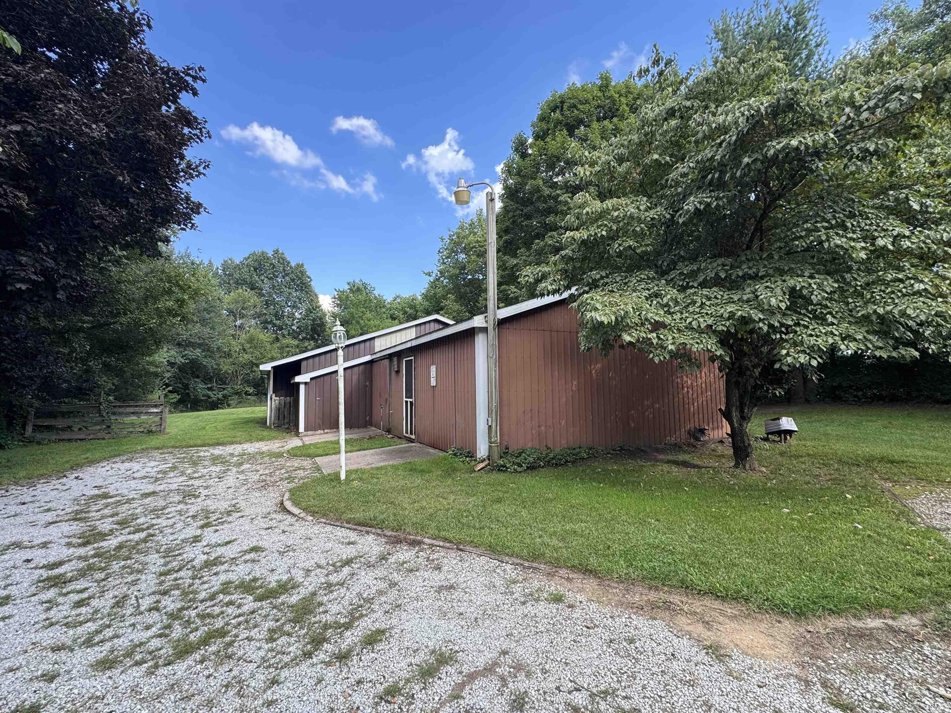 17103 County Road 8 Road Bristol IN 46507