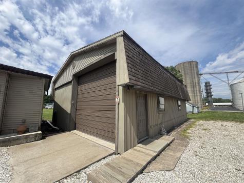 100 E 16th Street Vincennes IN 47591