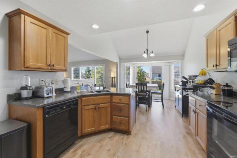 12411 Tanzanite Court Fort Wayne IN 46818