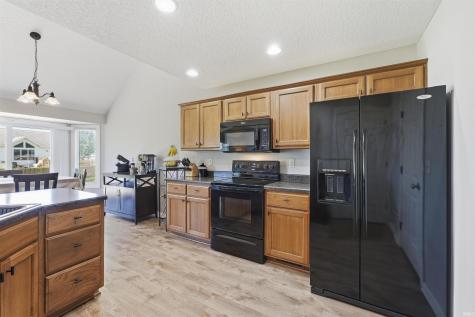 12411 Tanzanite Court Fort Wayne IN 46818