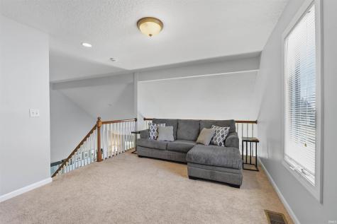 12411 Tanzanite Court Fort Wayne IN 46818