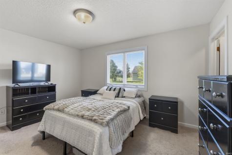 12411 Tanzanite Court Fort Wayne IN 46818