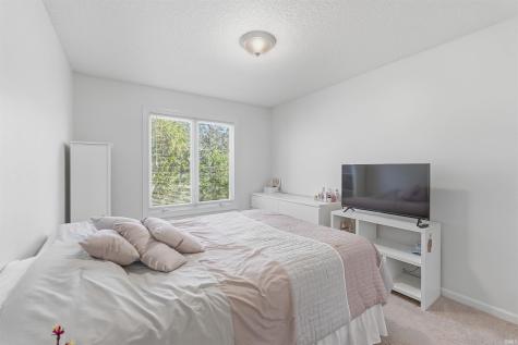 12411 Tanzanite Court Fort Wayne IN 46818