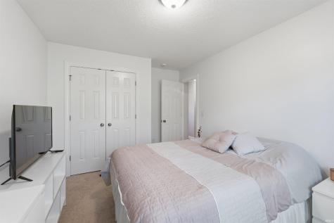 12411 Tanzanite Court Fort Wayne IN 46818