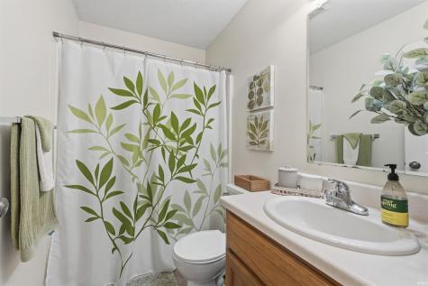 12411 Tanzanite Court Fort Wayne IN 46818