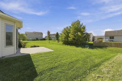 12411 Tanzanite Court Fort Wayne IN 46818
