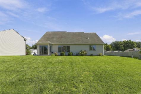 12411 Tanzanite Court Fort Wayne IN 46818