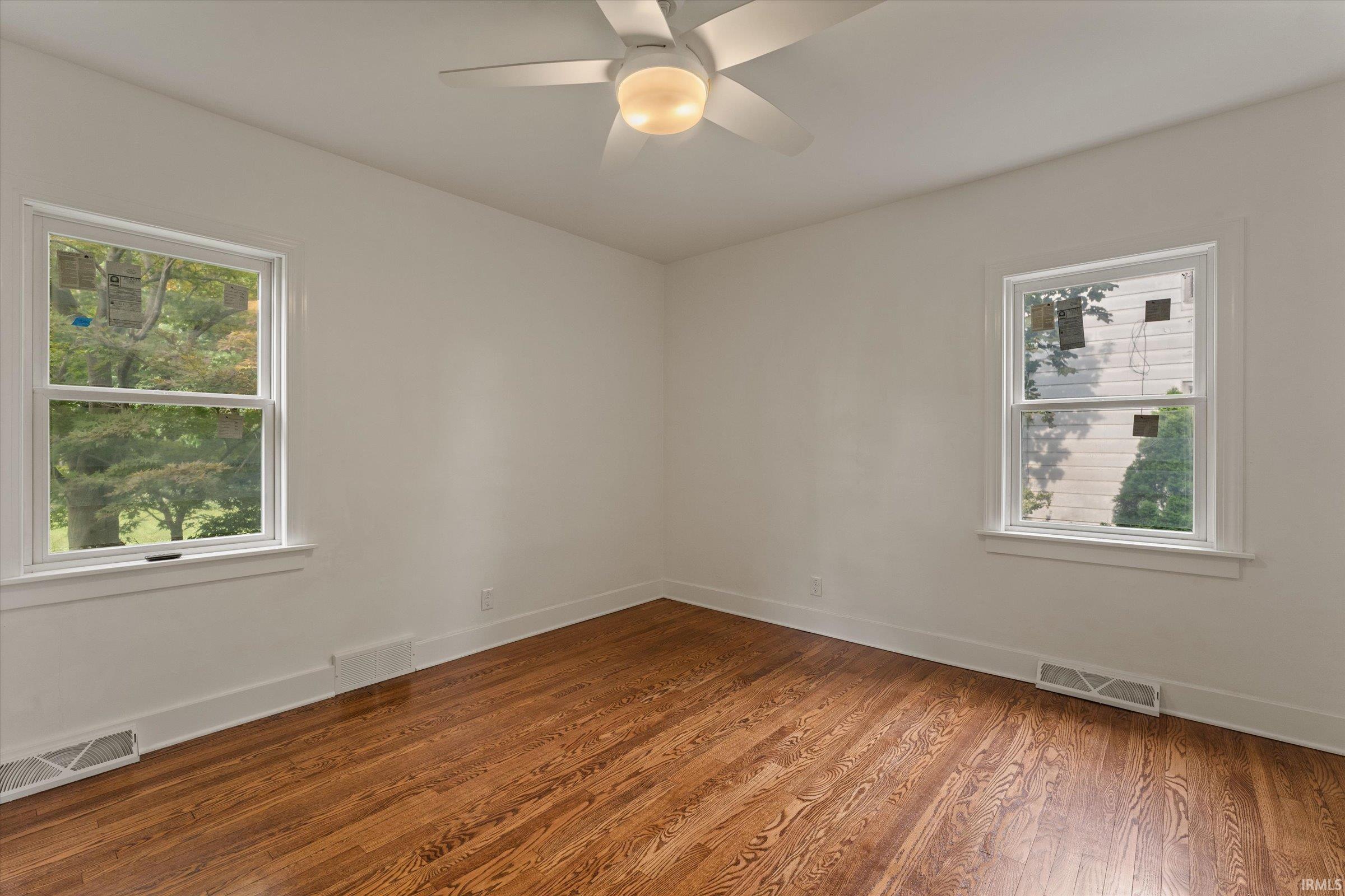 916 E Grove Street Mishawaka IN 46545
