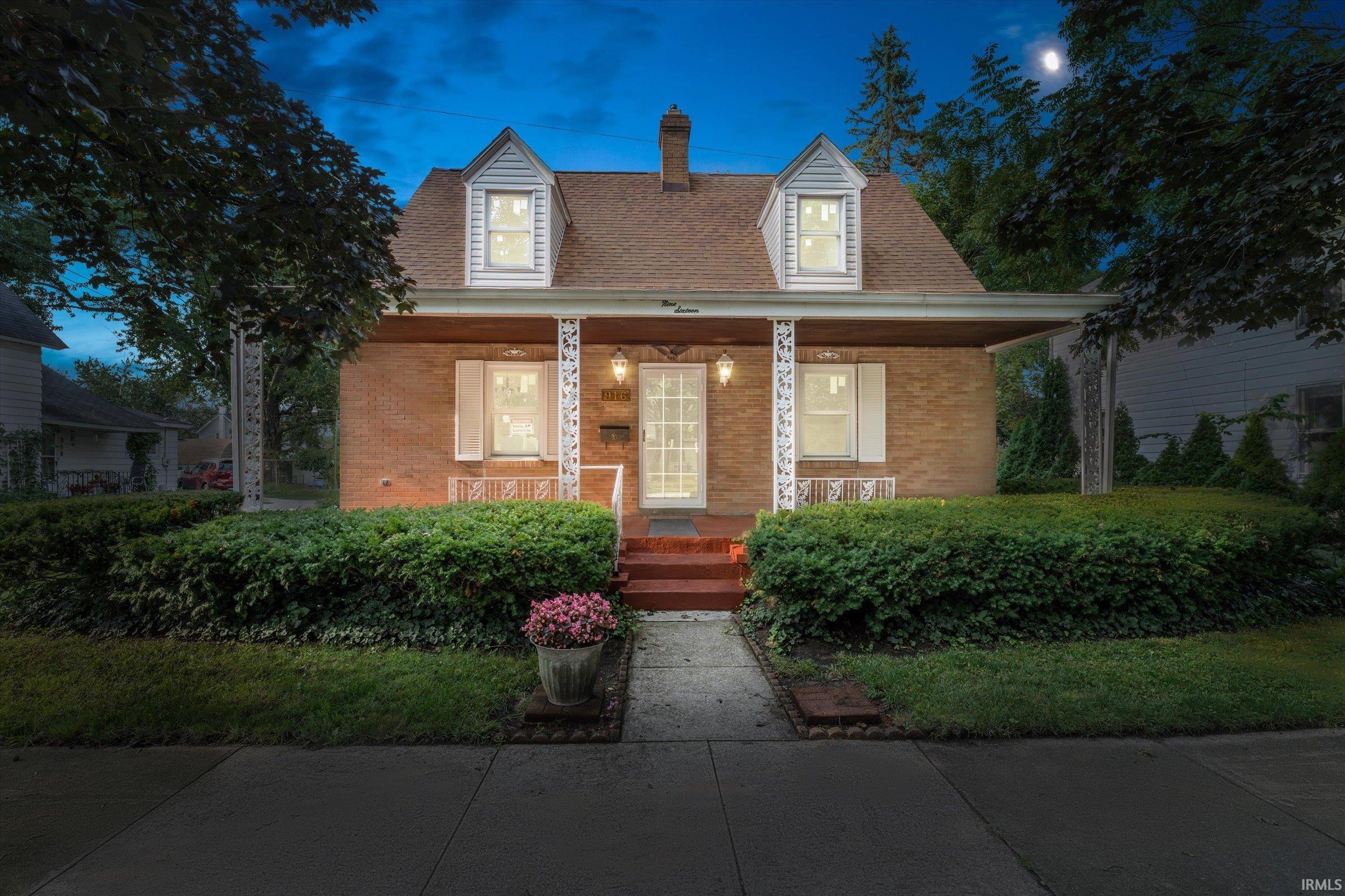 916 E Grove Street Mishawaka IN 46545