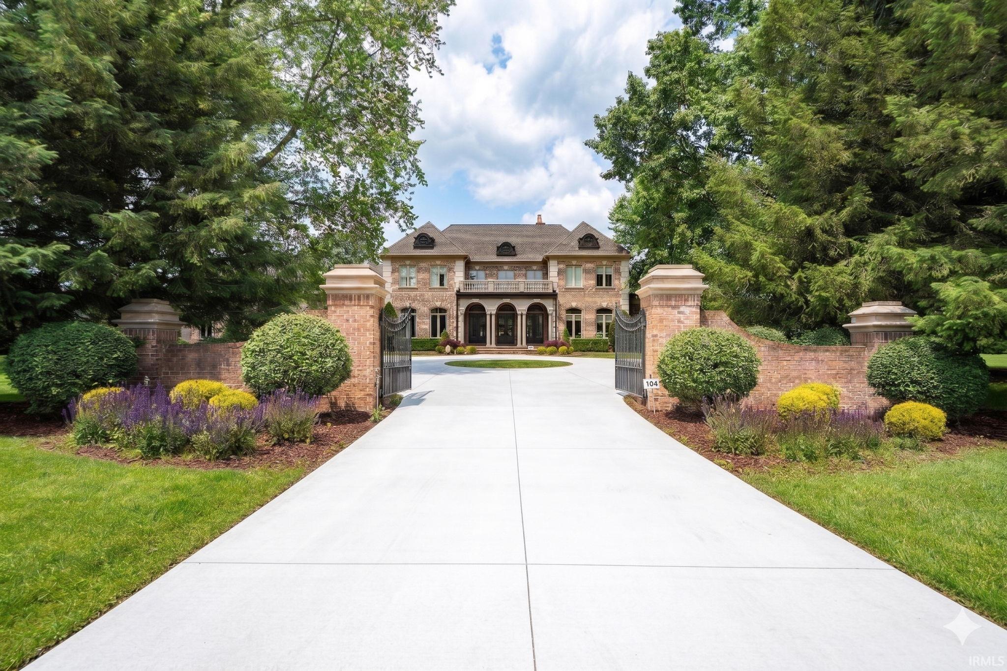 51933 Meadow Ridge Court Granger IN 46530