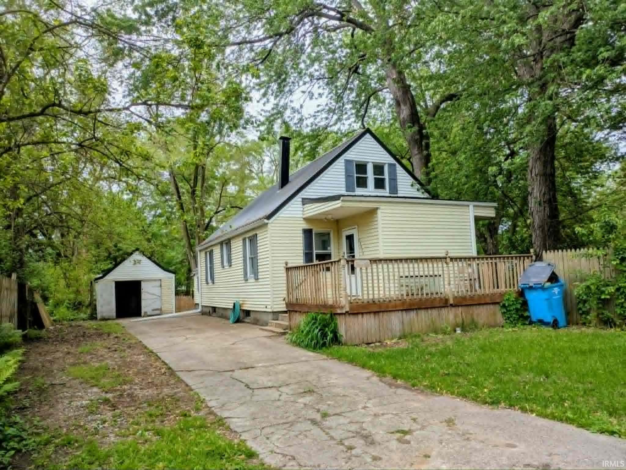 25092 Grover Street Elkhart IN 46514