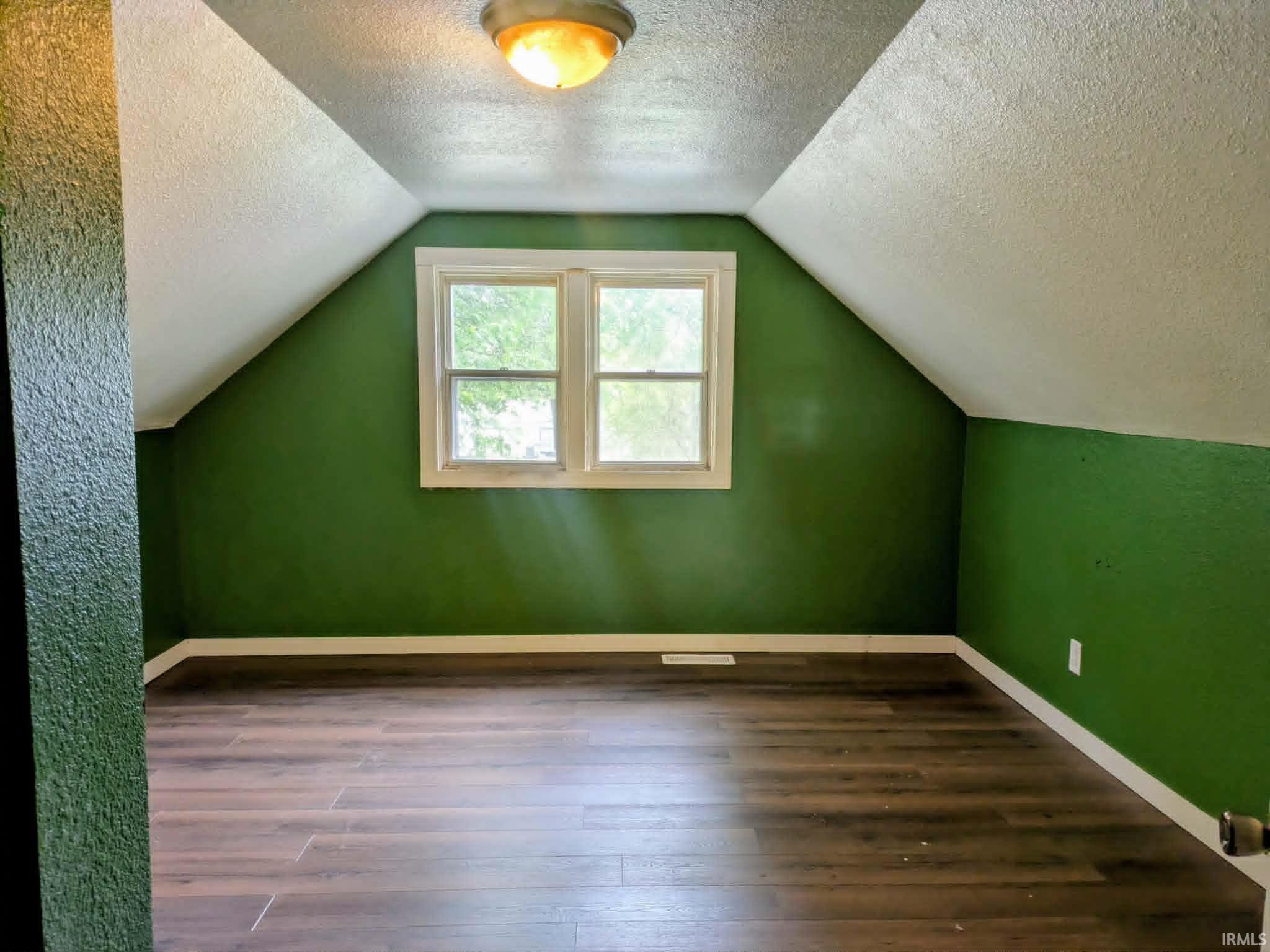 25092 Grover Street Elkhart IN 46514