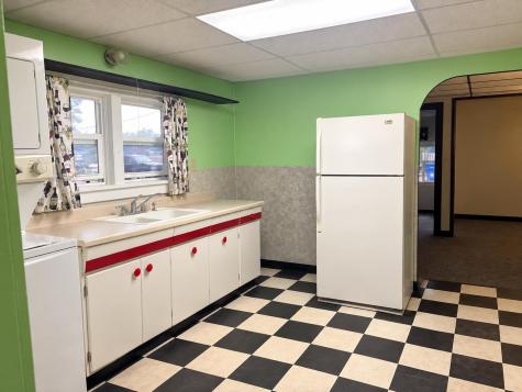 511 W Shutt Avenue Silver Lake IN 46982