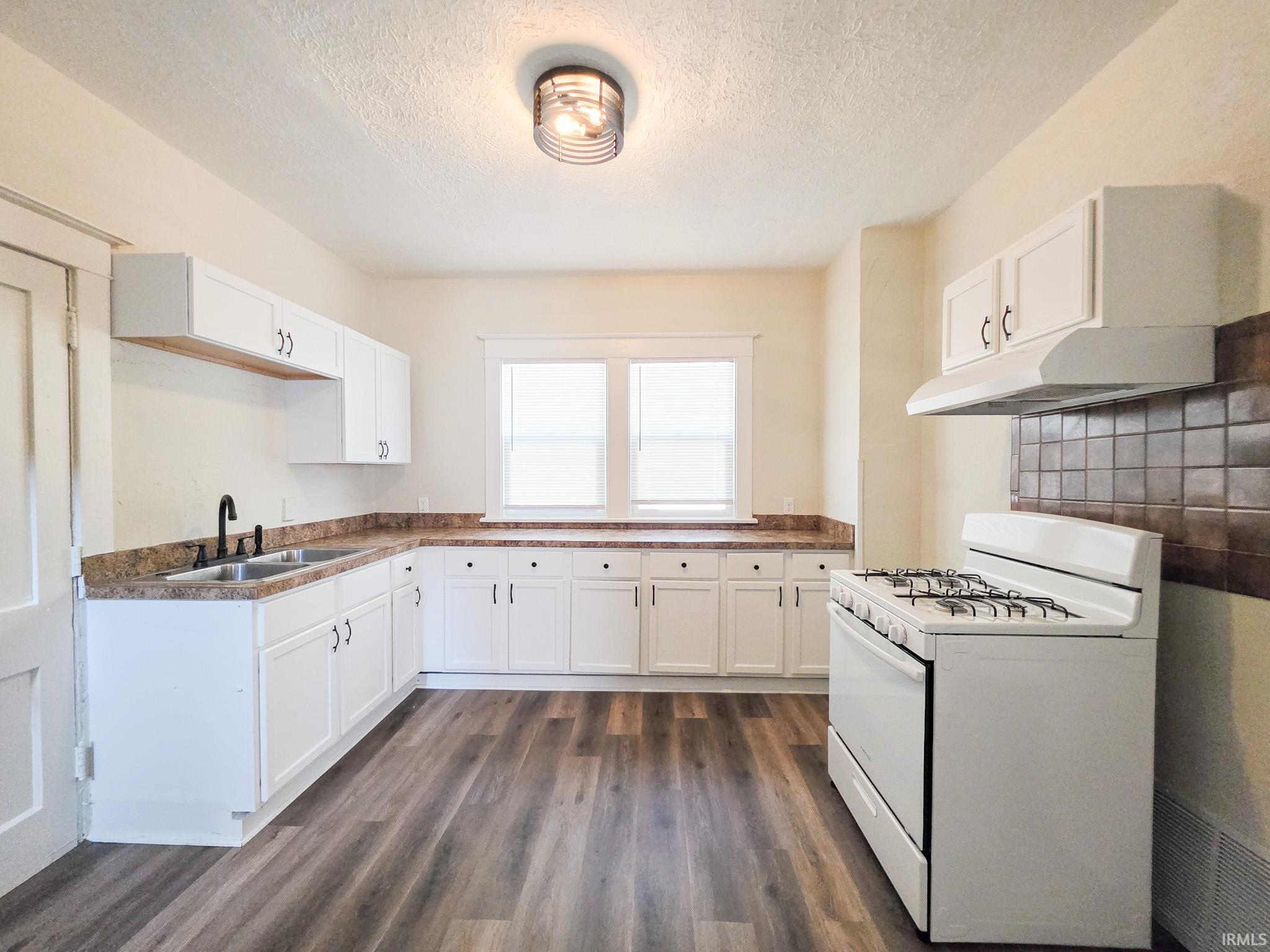 613 9th Street Elkhart IN 46516
