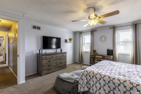 5826 Leesville Place Fort Wayne IN 46835