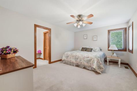 8328 Norwood Court Fort Wayne IN 46835