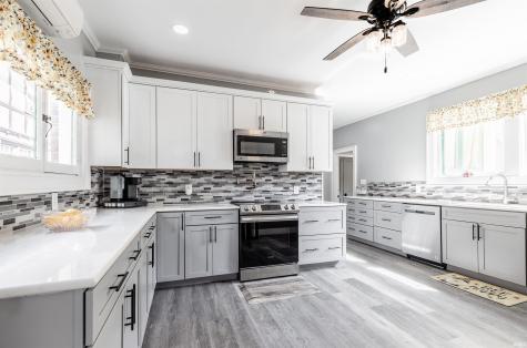 731 SE Riverside Drive Evansville IN 47713