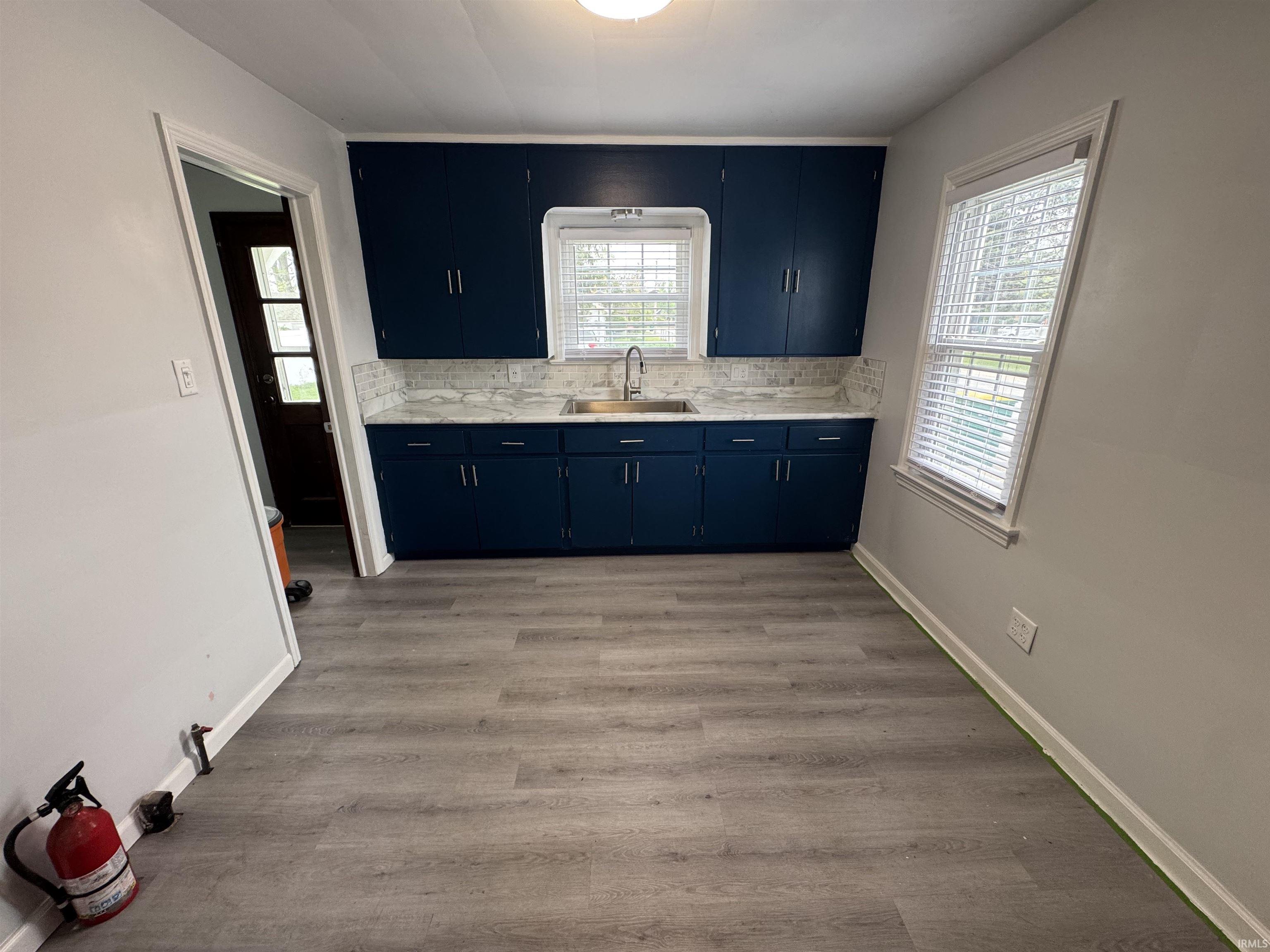 2827 Lincolnway Street Mishawaka IN 46544