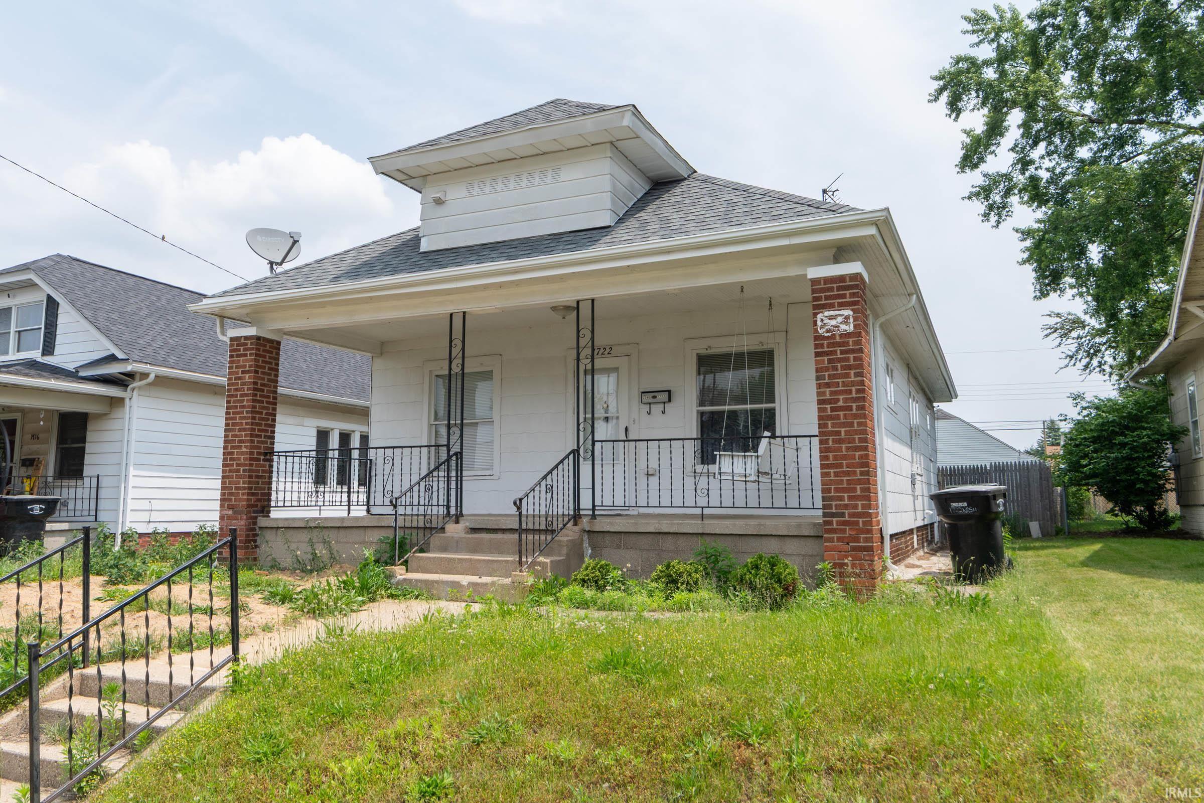 1722 Nash Street South Bend IN 46613