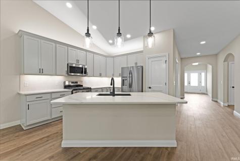 8267 Caverango Boulevard Fort Wayne IN 46815